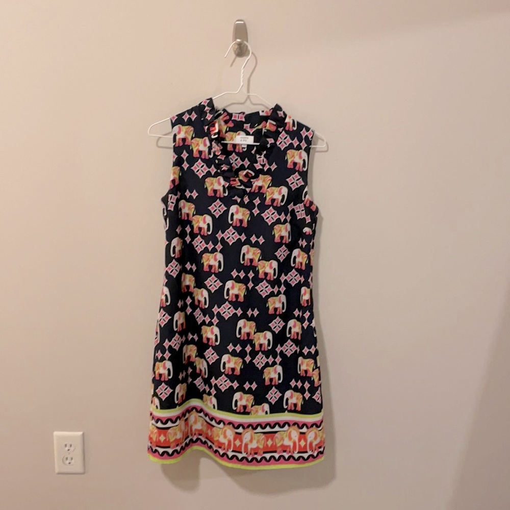 Crown & Ivy shift dress